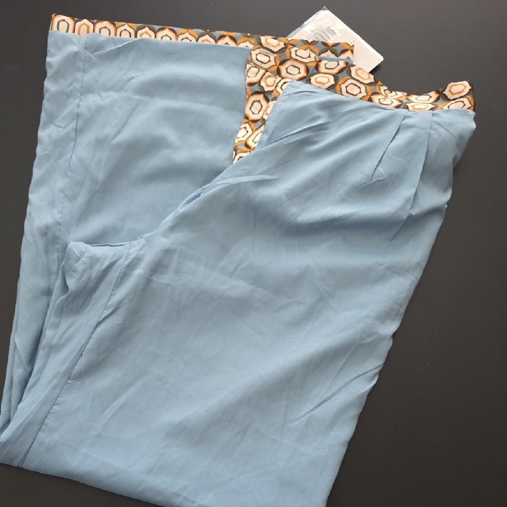 Veiled Collection Geo Printed High Rise Trousers - Picture 9 of 11